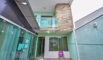 Casa com 2 quartos à venda na Rua Ourizona, 2375, Sítio Cercado, Curitiba, 80 m2 por R$ 598.000