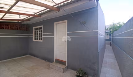 Casa com 4 quartos à venda na Rua Maria da Luz Roquembauer, 150, Sítio Cercado, Curitiba, 80 m2 por R$ 270.000