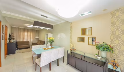 Casa em condomínio fechado com 3 quartos à venda na Rua Doutor João de Paula Moura Brito, 593, Uberaba, Curitiba, 141 m2 por R$ 650.000