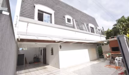 Casa com 4 quartos à venda na Rua Padre Júlio Saavedra, 589, Uberaba, Curitiba, 149 m2 por R$ 870.000