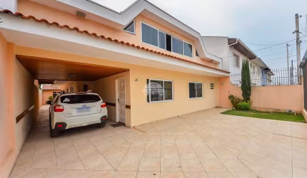 Casa com 4 quartos à venda na Rua Graviolas, 46, Uberaba, Curitiba, 386 m2 por R$ 1.200.000