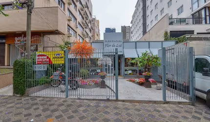 Casa comercial à venda na Avenida Iguaçu, 1106, Rebouças, Curitiba, 660 m2 por R$ 2.200.000