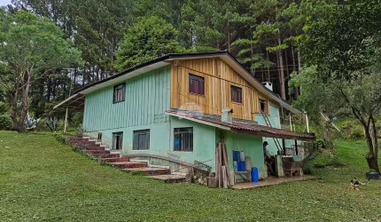 Chácara / sítio com 3 quartos à venda na ESTRADA DOS NOGUEIRAS, 80600, Areia Branca dos Assis, Mandirituba, 43986 m2 por R$ 550.000