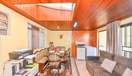 Casa com 4 quartos à venda na Rua Ezio Zanello, 189, Alto Boqueirão, Curitiba, 134 m2 por R$ 550.000