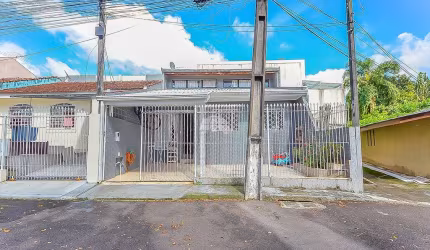 Casa em condomínio fechado com 4 quartos à venda na Rua Everaldo Backheuser, 255, Alto Boqueirão, Curitiba, 120 m2 por R$ 440.000
