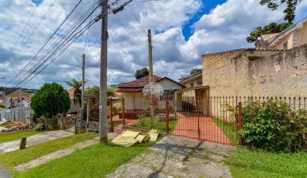 Terreno à venda na Rua Rolândia, 200, Barreirinha, Curitiba por R$ 480.000