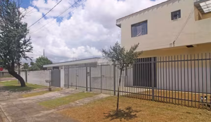 Barracão / Galpão / Depósito para alugar na Rua Galileu Galilei, 850, Lindóia, Curitiba, 100 m2 por R$ 2.700
