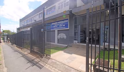 Sala comercial para alugar na Rua João Bettega, 2052, Fazendinha, Curitiba, 28 m2 por R$ 900