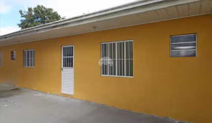 Casa com 3 quartos para alugar na Rua José Bajerski, 1783, Abranches, Curitiba, 96 m2 por R$ 1.800