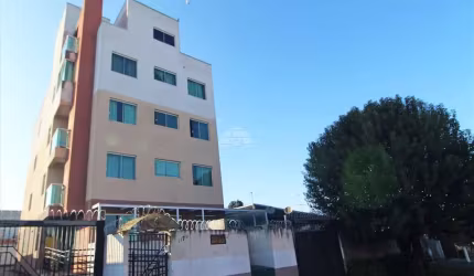 Apartamento com 2 quartos para alugar na Rua Fátima Bark, 1179, Capão Raso, Curitiba, 51 m2 por R$ 1.800