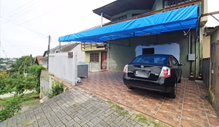 Barracão / Galpão / Depósito para alugar na Rua Primeiro Ministro Brochado Da Rocha, 741, Pilarzinho, Curitiba, 98 m2 por R$ 2.000