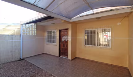 Casa com 4 quartos para alugar na Rua Santa Rita, 727, Cidade Jardim, São José dos Pinhais, 116 m2 por R$ 2.650
