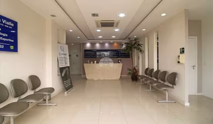 Sala comercial para alugar na Rua João Tschannerl, 743, Vista Alegre, Curitiba, 40 m2 por R$ 750