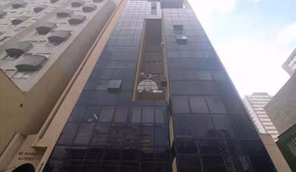 Sala comercial para alugar na Rua Alferes Poli, 405, Rebouças, Curitiba, 58 m2 por R$ 1.000