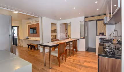 Apartamento com 1 quarto para alugar na Rua Emiliano Perneta, 261, Centro, Curitiba, 67 m2 por R$ 4.200