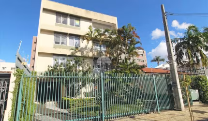 Apartamento com 3 quartos para alugar na Rua João Alencar Guimarães, 573, Santa Quitéria, Curitiba, 80 m2 por R$ 1.900