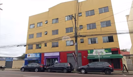 Apartamento com 2 quartos para alugar na Rua Veríssimo Marques, 731, Centro, São José dos Pinhais, 57 m2 por R$ 1.500