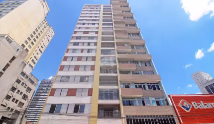 Apartamento com 3 quartos para alugar na Praça Rui Barbosa, 459, Centro, Curitiba, 227 m2 por R$ 3.500