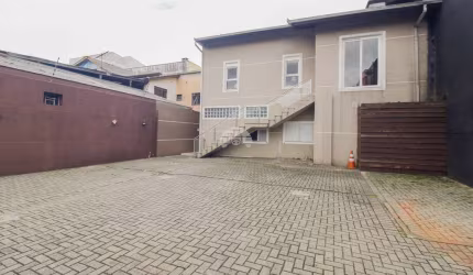 Ponto comercial para alugar na Rua Carlos Klemtz, 836, Fazendinha, Curitiba, 186 m2 por R$ 6.000