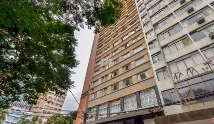 Sala comercial para alugar na Rua Desembargador Westphalen, 15, Rebouças, Curitiba, 36 m2 por R$ 700