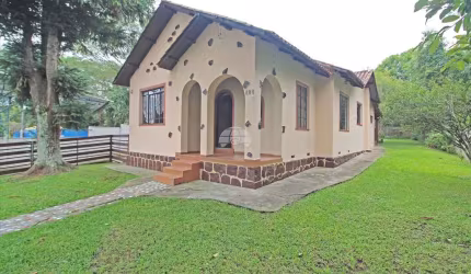 Casa com 3 quartos para alugar na Rua Theodoro Makiolka, 686, Santa Cândida, Curitiba, 160 m2 por R$ 3.800