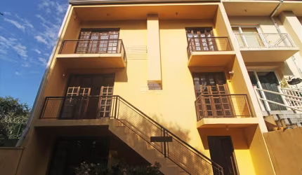 Casa em condomínio fechado com 4 quartos para alugar na Rua Rosa Mehl, 449, Uberaba, Curitiba, 162 m2 por R$ 4.000
