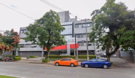 Sala comercial para alugar na Avenida Iguaçu, 1236, Rebouças, Curitiba, 28 m2 por R$ 1.800