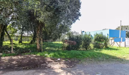 Terreno comercial para alugar na Rua Orlando Albino Von der Osten, 46, Novo Mundo, Curitiba, 360 m2 por R$ 4.300