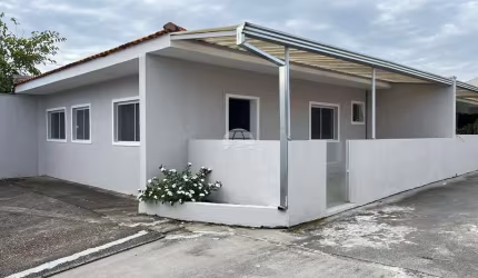 Casa com 2 quartos para alugar na Rua Expedicionário Francisco Alves de Oliveira, 1105, Alto Boqueirão, Curitiba, 40 m2 por R$ 1.620