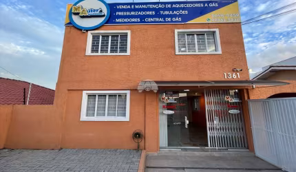 Casa para alugar na Avenida Presidente Wenceslau Braz, 1361, Lindóia, Curitiba, 193 m2 por R$ 6.500