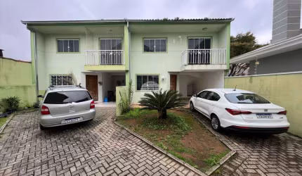 Casa em condomínio fechado com 3 quartos para alugar na Rua Pedro Moreira Cardoso, 167, Xaxim, Curitiba, 96 m2 por R$ 2.500