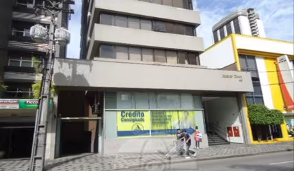 Garagem para alugar na Rua Conselheiro Laurindo, 490, Centro, Curitiba, 16 m2 por R$ 180