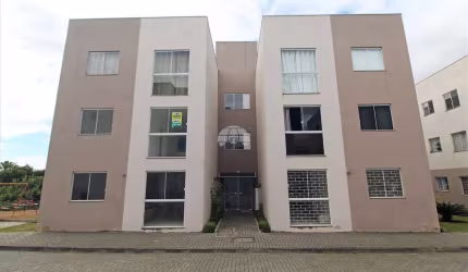 Apartamento com 2 quartos para alugar na Rua Pascoal Fernandes Leite, 123, Thomaz Coelho, Araucária, 48 m2 por R$ 800