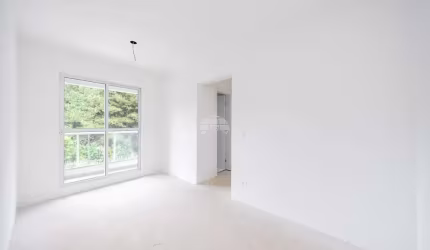 Apartamento com 2 quartos à venda na Rua Ângelo Zanetti, 795, Loteamento Itaboa, Campo Largo, 47 m2 por R$ 225.000