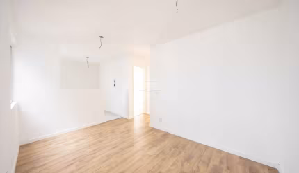 Apartamento com 2 quartos à venda na Rua Maria Joaquina Vaz, 721, Jardim Itaqui, Campo Largo, 40 m2 por R$ 135.000