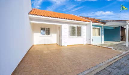 Casa em condomínio fechado com 2 quartos à venda na Rua Paulo Bianco, 30, Botiatuva, Campo Largo, 51 m2 por R$ 250.000