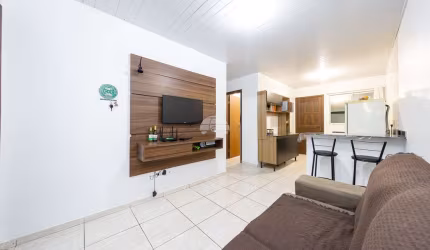 Casa com 2 quartos à venda na Rua Manoel Lopes Vieira, 453, Jardim Tropical, Campo Largo, 49 m2 por R$ 250.000