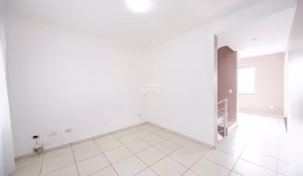 Casa com 3 quartos à venda na Rua Teixeira Soares, 474, Jardim São Vicente, Campo Largo, 90 m2 por R$ 449.000
