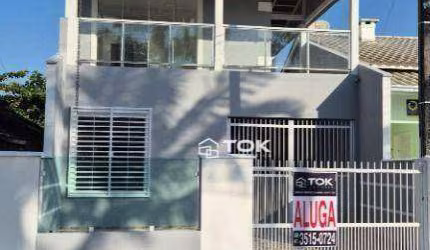 Casa para locação em Piçarras a 600m do mar