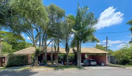 Casa com 4 dormitórios à venda, 600 m² por R$ 2.050.000,00 - Jardim das Flores - Cotia/SP