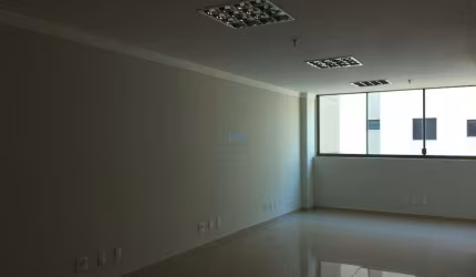 Sala para alugar, 42 m² por R$ 2.100,00/mês - Empresarial 18 do Forte - Barueri/SP