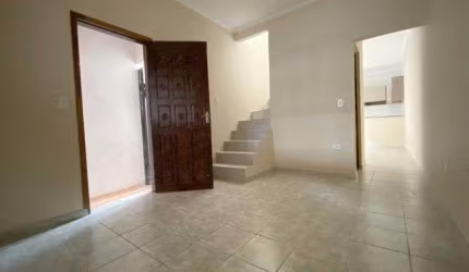 Sobrado com 3 dormitórios à venda, 220 m² por R$ 734.000,00 - Vila São Silvestre - Barueri/SP