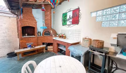 Casa com 3 dormitórios na vila boa vista, proximo ao parque municipal