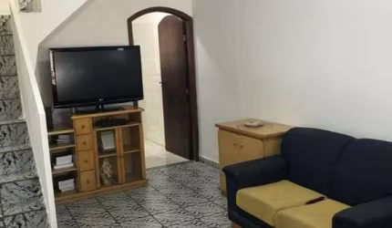 Casa com 3 quartos - Jardim Tupanci - Barueri/SP