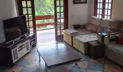 Casa com 3 dormitórios à venda, 230 m² por R$ 970.000,00 - Parque Nova Jandira - Jandira/SP