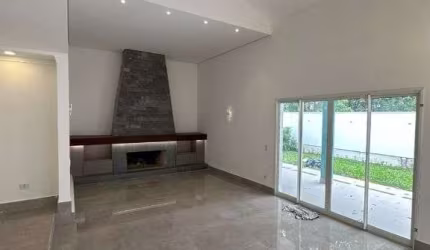 Casa com 4 quartos  - Centro Comercial Jubran - Barueri/SP