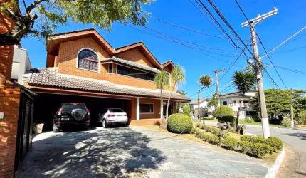 Casa com 5 Quartos - Alphaville - Santana de Parnaíba/SP
