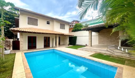 Casa com 4 Quartos - Alphaville - Santana de Parnaíba/SP