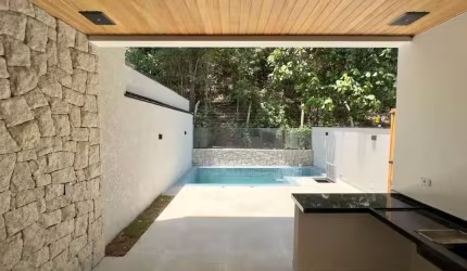 Casa com 3 dormitórios à venda, 151 m² por R$ 1.150.000 - Chácara Jaguari (Fazendinha) - Santana de Parnaíba/SP