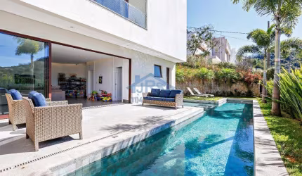 Casa com 4 dormitórios à venda, 495 m² por R$ 6.100.000,00 - Tamboré - Santana de Parnaíba/SP